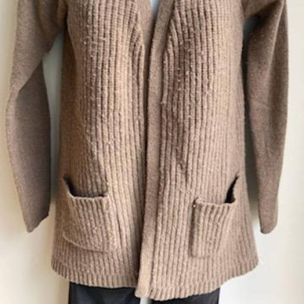 Women’s sweater